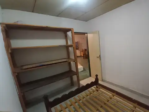 EN VENTA CASA 2 DORMITORIOS CON QUINCHO CERRADO