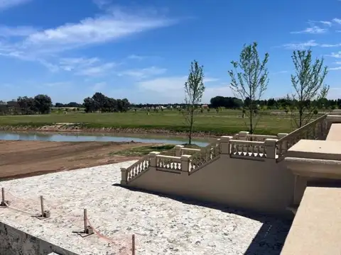Terreno en Venta 35  mts Fondo