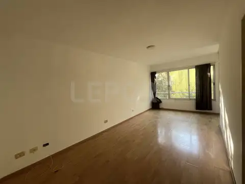 Franklin Delano Roosevelt 1800, Piso 2