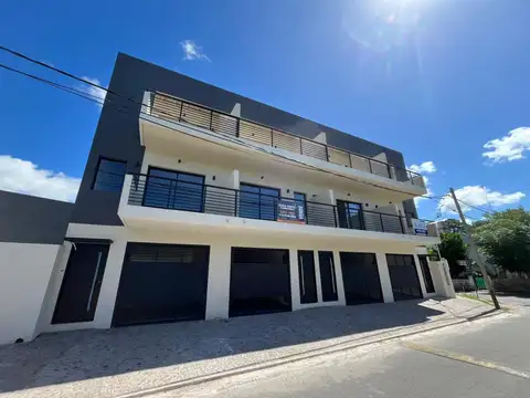 Hermoso departamento tipo triplex a estrenar, a mts de Amarras