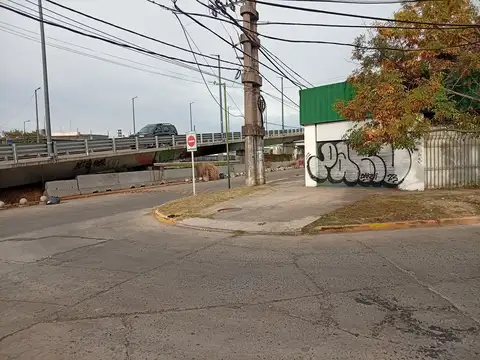 EXCELENTE LOCAL EN VENTA EN ITUZAINGO NUEVO VALOR