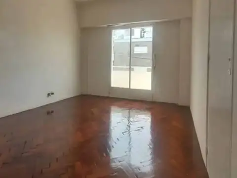 Venta de PH 4 Ambientes en Villa Pueyrredón