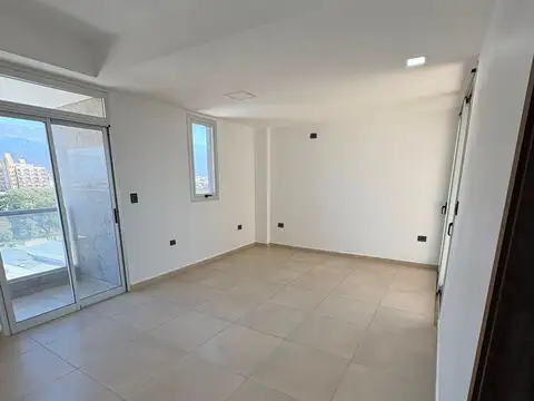 Departamento en Alquiler de 4 ambientes