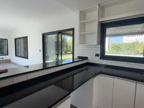Casa en Venta Barrio Cerrado Vistas
