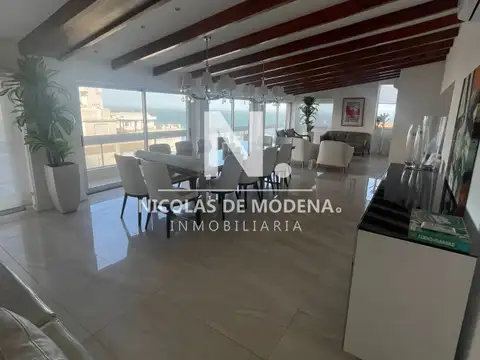 Departamento 8 ambientes con 7 baños