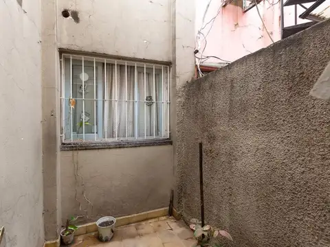 Depto Tipo Casa en Venta en El Palomar, USD 68.000