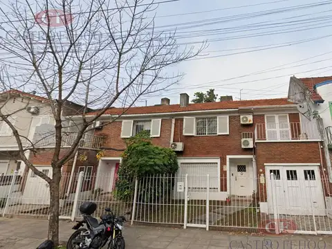 Oficina - Apto Profesional  - Solo alquiler Comercial - en Acasssuso
