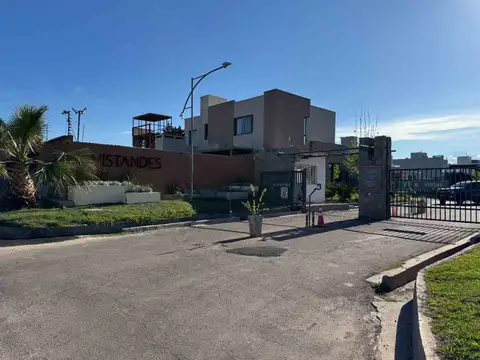 VENTA DE TERRENO BARRIO CERRADO 300M2 MENDOZA