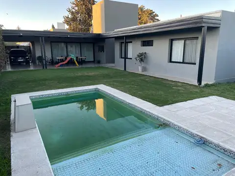 Casa en Venta en Villa Allende, Colón