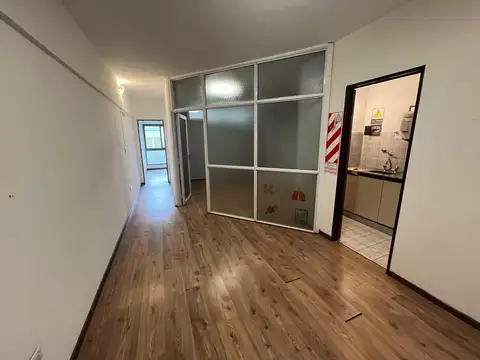 ALQUILER OFICINA CENTRO SAN MARTIN