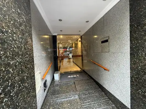 VENTA DE OFICINA EN AV CORRIENTES Y MEDRANO