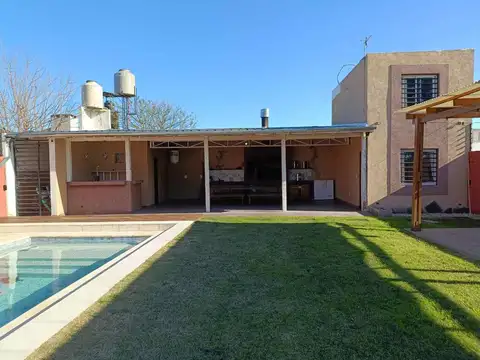 VENTA CASA QUINCHO PILETA 545 MTS DERQUI PILAR