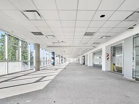 Oficina 3 ambientes con 2 baños