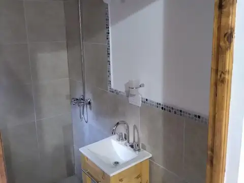 Casa en alquiler 3 ambientes Avenida Pioneros km 5800