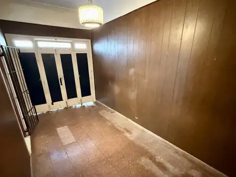 Depto Tipo Casa en Venta en Coghlan, USD 85.000