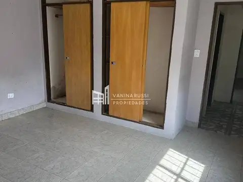 Casa en venta de 3 ambientes c/ cochera en Ingeniero Maschwitz