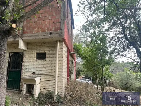 Casa 5 ambientes con 2 baños