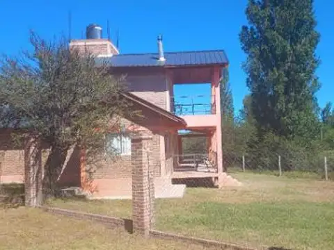 Casa 3 ambientes con 2 baños