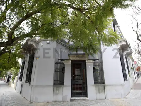 Zapiola 1200, Piso 0