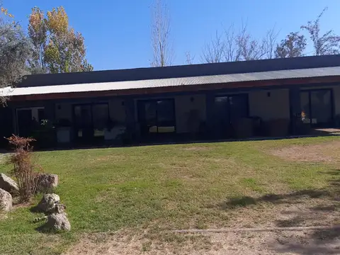 Vendo Casa en Corralitos, Guaymallén