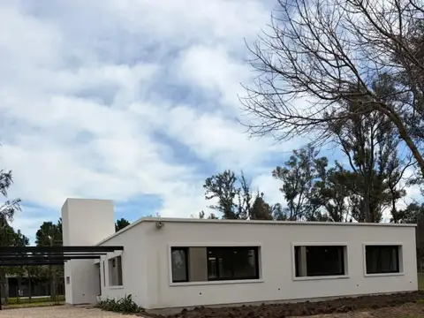 Barrio Cerrado Calle 438 y 144 100