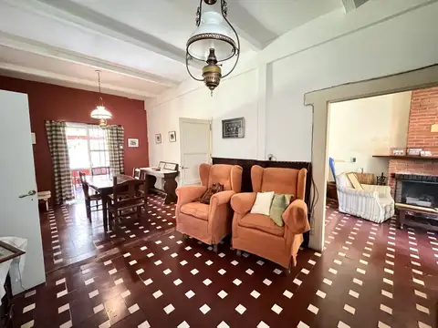 Casa en Venta con 1 cochera