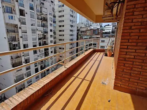 Departamento 5 ambientes con 2 baños