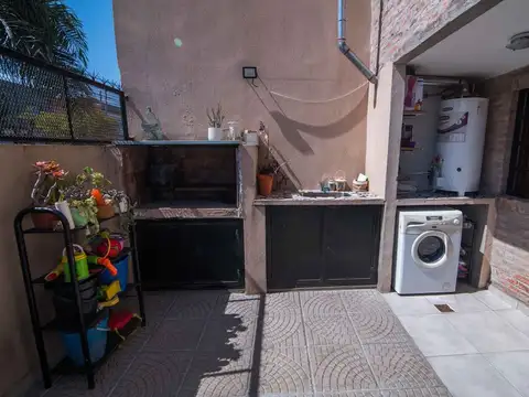 Depto Tipo Casa 3 ambientes con 1 baño