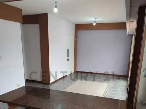 Departamento en Alquiler en Parque Chacabuco, $ 800.000