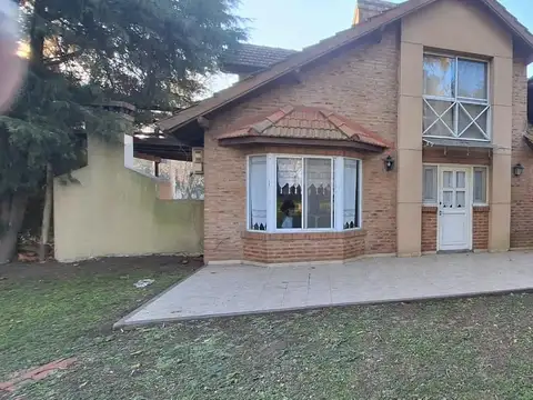Venta de Casa en Monte Grande Country CSIS