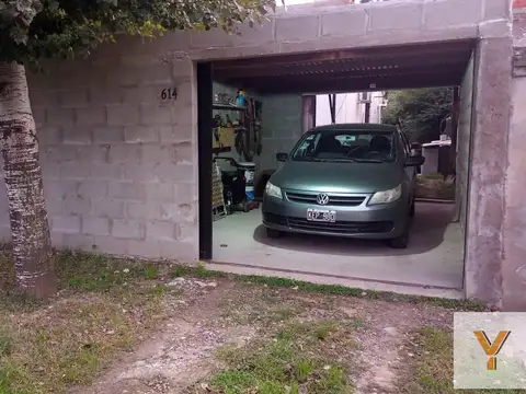 Casa 3 ambientes con 1 baño