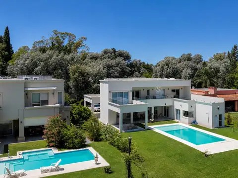 Casa en Venta de 4 dormitorios