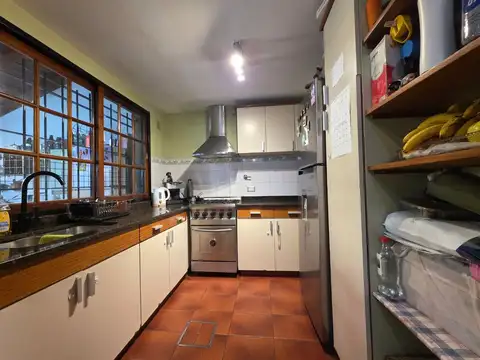Depto Tipo Casa en Venta con 1 cocheras