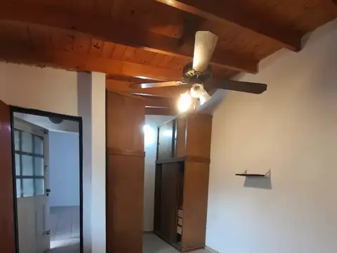 Depto Tipo Casa en Alquiler de 2 ambientes
