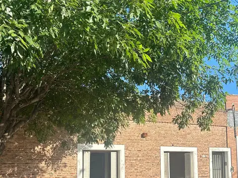 CASA EN VENTA 3 AMBIENTES EN EL CENTRO DE CAPILLA DEL SEÑOR