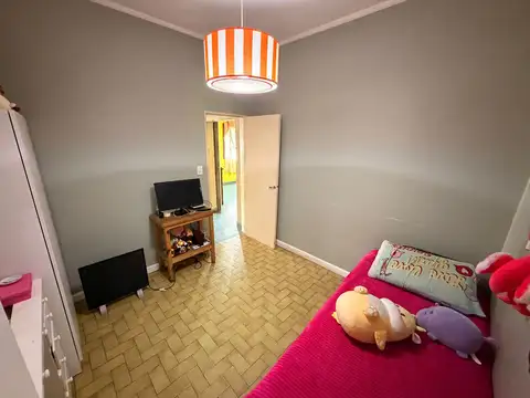 Casa en Venta en Isidro Casanova, USD 90.000
