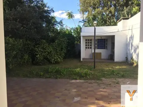 Casa en venta - 2 Dormitorios 1 Baño - Pergamino
