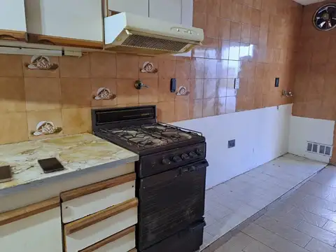 Casa en Venta en El Palomar, USD 140.000