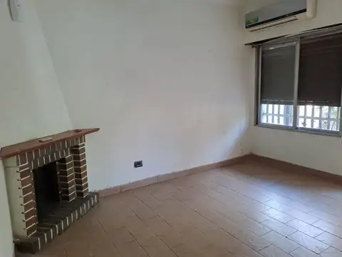 Casa Chalet  en Venta en El Palomar, Morón, G.B.A. Zona Oeste