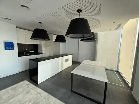Oficina en Alquiler en Villa Martelli, USD 6.800