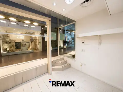 ALQUILER LOCAL EN GALERIA ACOYTE CABALLITO