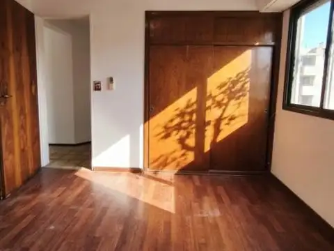 Departamento de 1 dormitorio - Ayacucho 1600