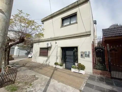 VENTA BLOCK 5 DEPTOS CASA GARAGE MARTIN CORONADO