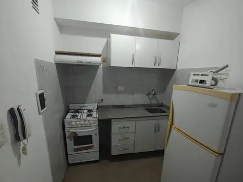 Departamento en Alquiler en Luis Agote, $ 350.000