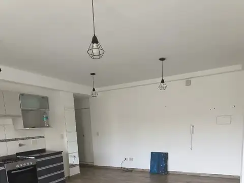 Departamento en Alquiler en Monte Castro, $ 580.000