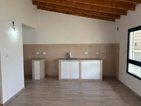 35 e/ 143 y 144 2400