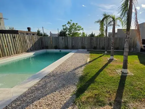 Casa 3 ambientes con 1 baño