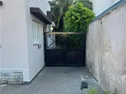 Casa en Alquiler en Banfield, USD 1.000