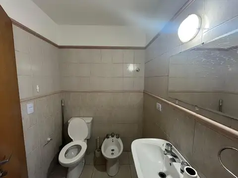Casa en Alquiler con 1 cochera