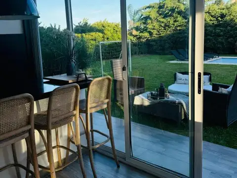 Casa en Alquiler Temporal en Los Talas, USD 4.000